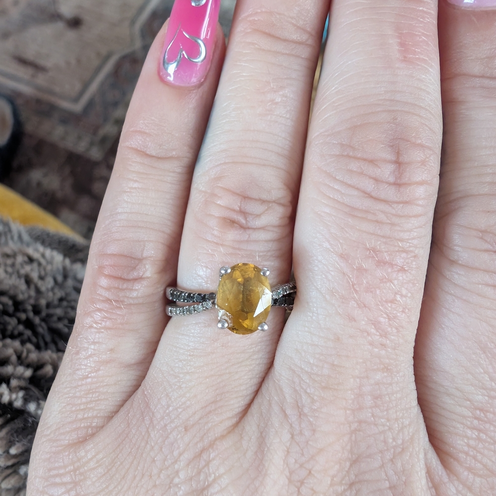 Elegant Yellow Gemstone Ring